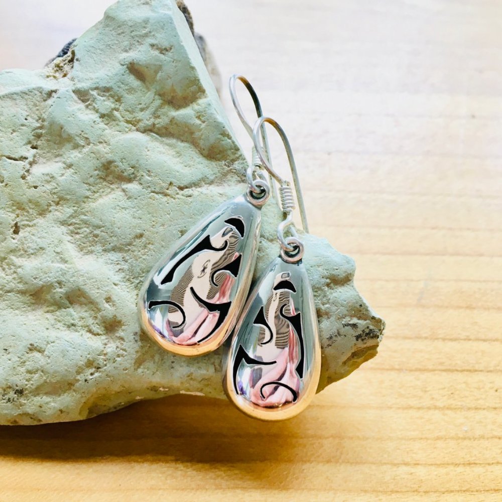 Mexican Pierced Cut-out Sterling Silver Teardrop Earrings - Picture 4 of 5